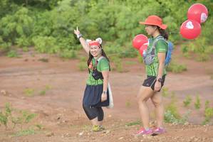 BIB: 
                            <button type="button" onclick="openModal(5107764)" class="btn btn-primary btn-sm float-right btn-popup" data-toggle="modal" data-target=".modal-high-quality">
                        <i class="fas fa-shopping-cart"></i> Add to Cart
                    </button>
                                            <button type="button" onclick="isThisMe(5107764, true)" class="btn btn-success btn-sm float-right btn-popup btn-isme hidden" data-toggle="tooltip" data-placement="bottom" title="นี่คือรูปของคุณใช่ไหม คลิกที่นี่เพื่อเอาเข้าอัลบั้ม">
                        <i class="fas fa-plus"></i> Add to album
                    </button>
                    <button type="button" onclick="isThisMe(5107764, false)" class="btn btn-warning btn-sm float-right btn-popup btn-isnotme hidden">
                        <i class="fas fa-ban"></i> Remove from album
                    </button>